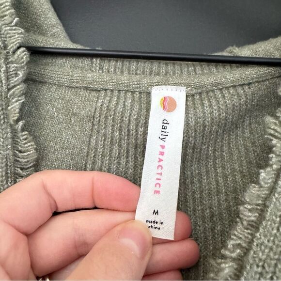 Anthropologie Daily Practice Hooded Sage Green V Neck Sweater sz M - Picture 4 of 5